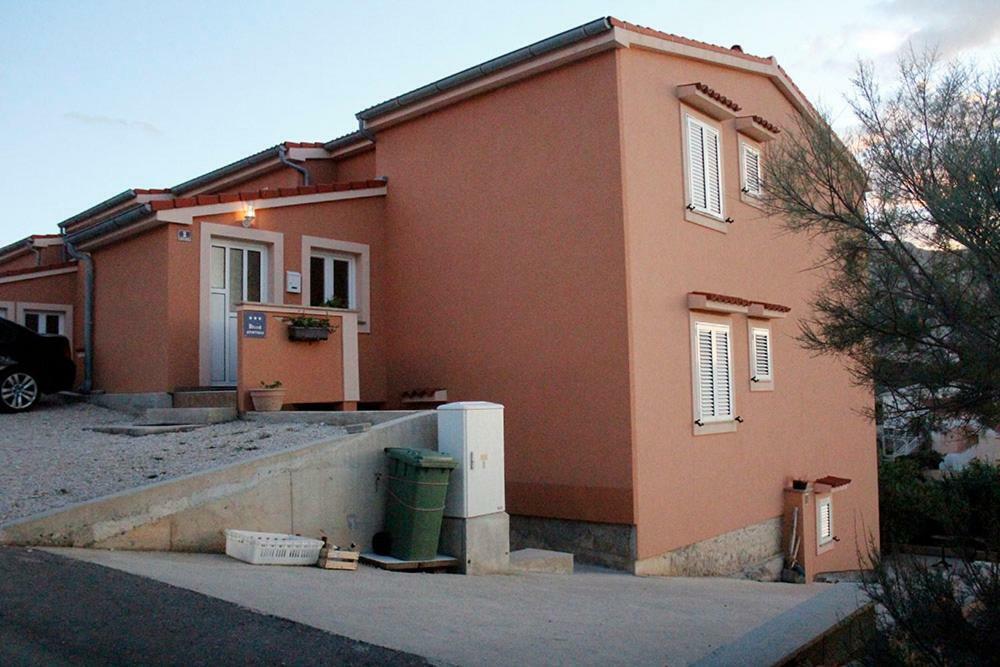 Apartmani Zeljko Metajna Dış mekan fotoğraf