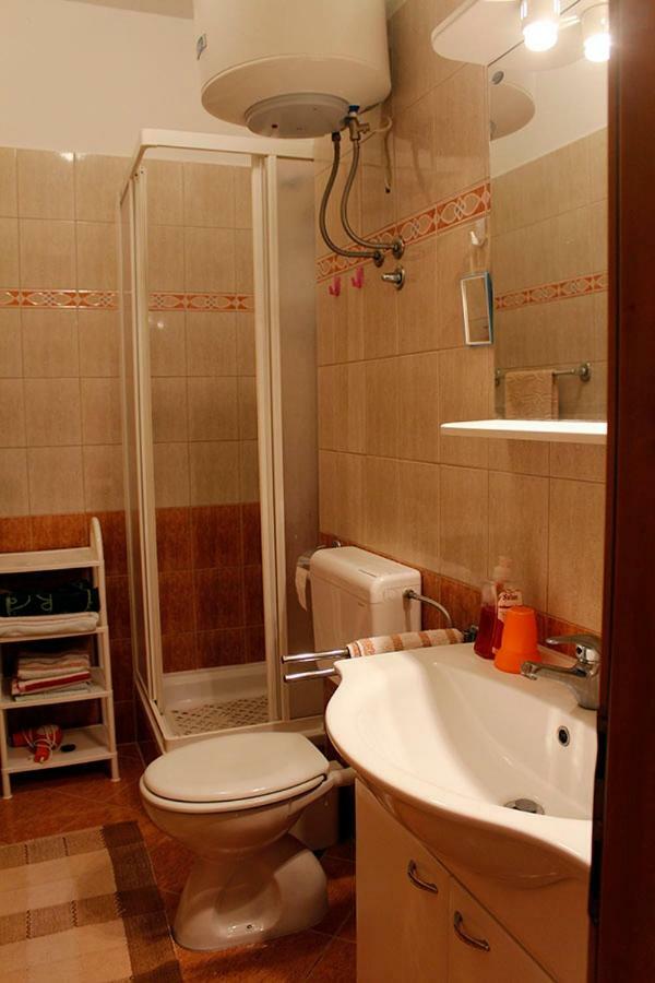 Apartmani Zeljko Metajna Dış mekan fotoğraf